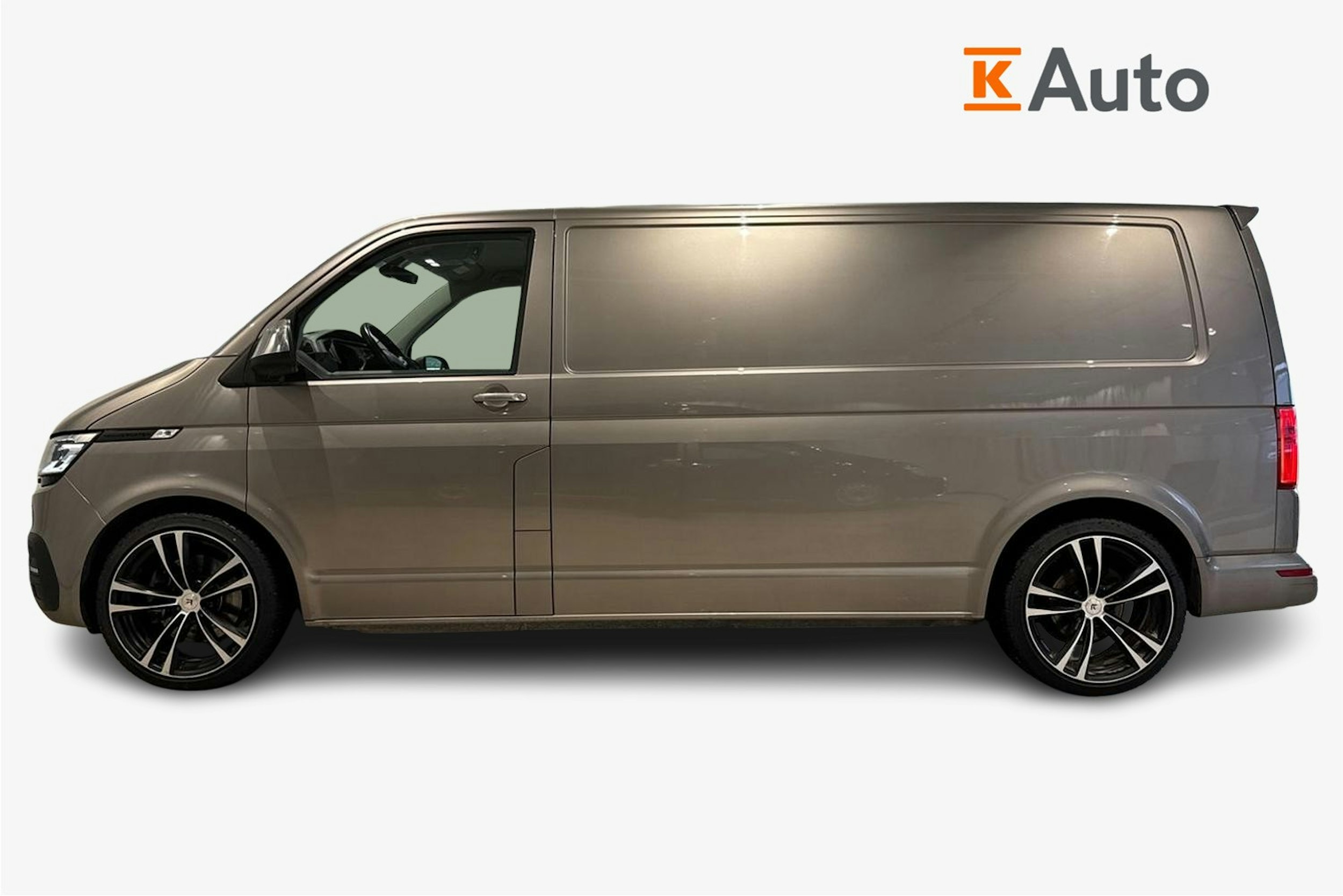 ruskea (beige) Volkswagen Transporter 2024 kuva 7.
