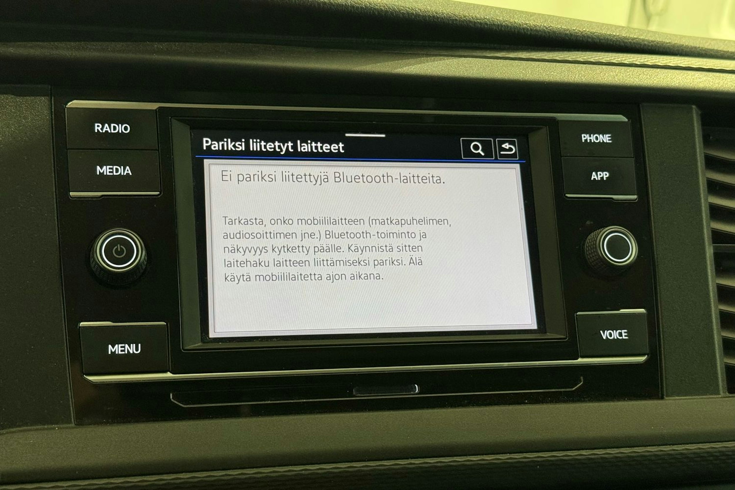 ruskea (beige) Volkswagen Transporter 2024 kuva 23.