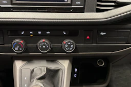 Ruskea (beige) Volkswagen TRANSPORTER 2024 kuva 23.