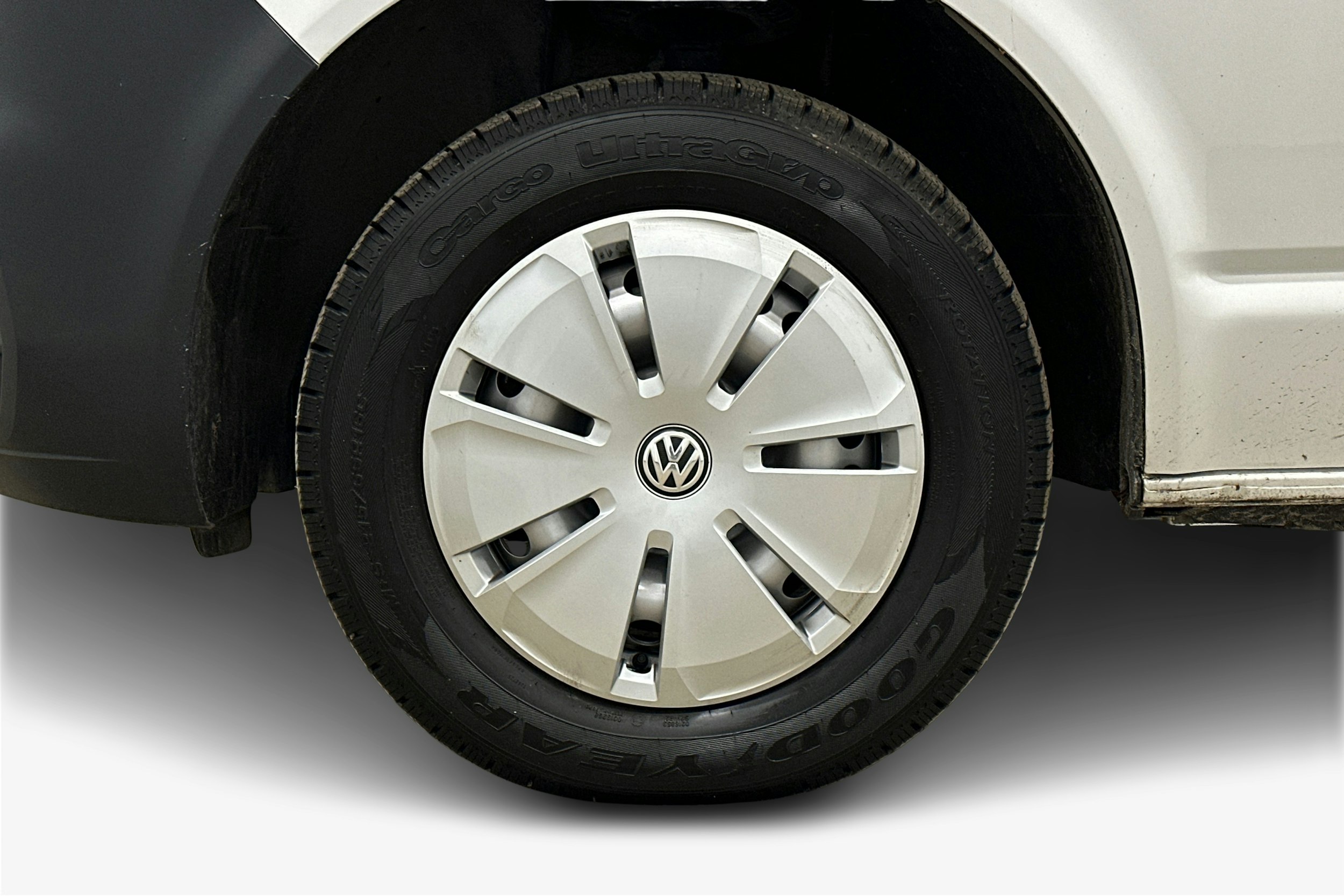 valkoinen Volkswagen Transporter 2024 kuva 12.