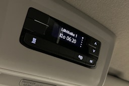 valkoinen Volkswagen Transporter 2024 kuva 20.