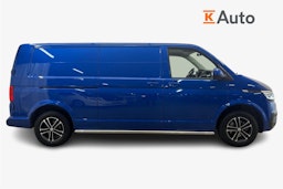 sininen Volkswagen Transporter 2024 kuva 7.