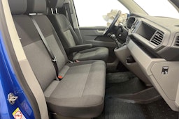 sininen Volkswagen Transporter 2024 kuva 11.
