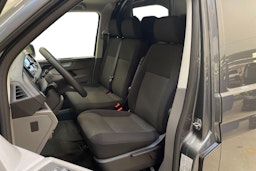 harmaa Volkswagen Transporter 2024 kuva 8.