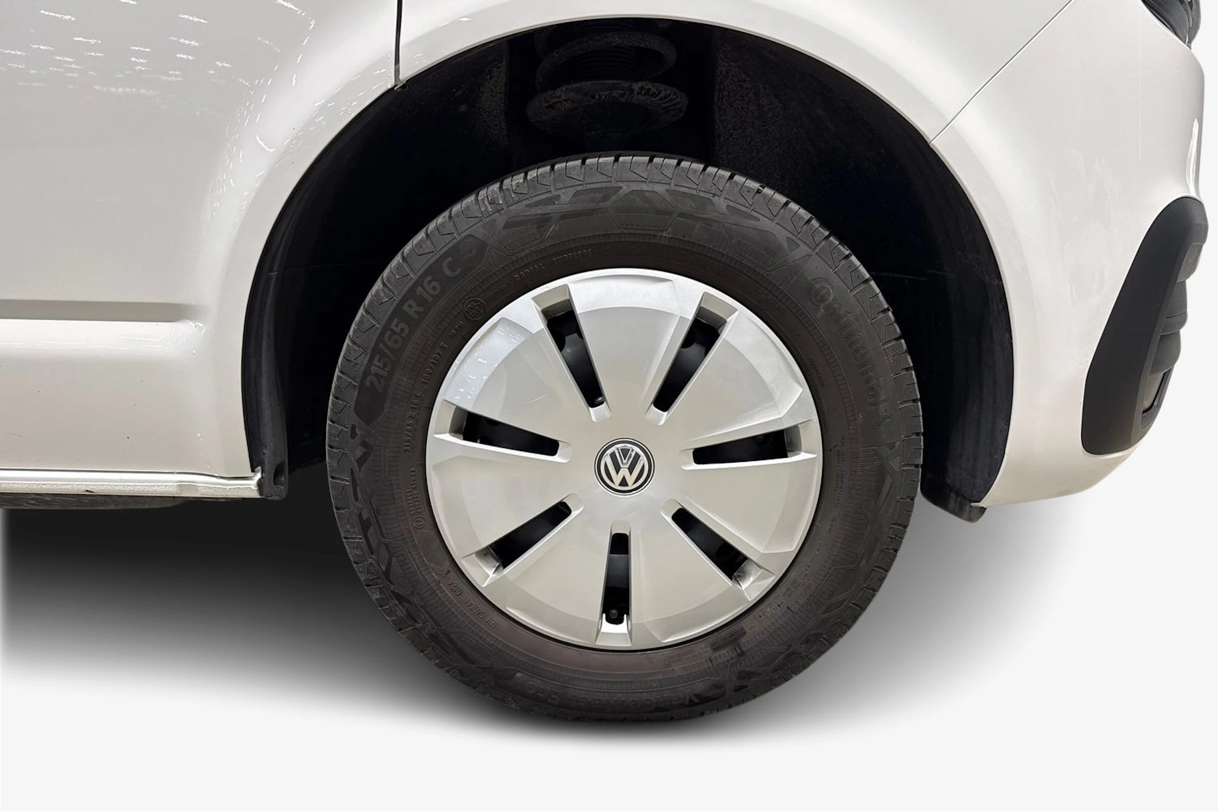 valkoinen Volkswagen Transporter 2024 kuva 12.
