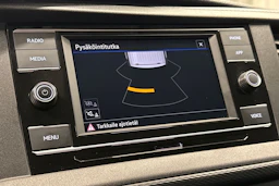 valkoinen Volkswagen Transporter 2024 kuva 22.