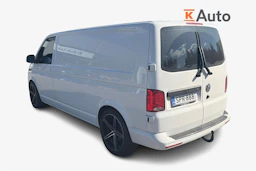 valkoinen Volkswagen Transporter 2024 kuva 2.