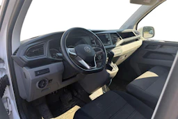 valkoinen Volkswagen Transporter 2024 kuva 3.