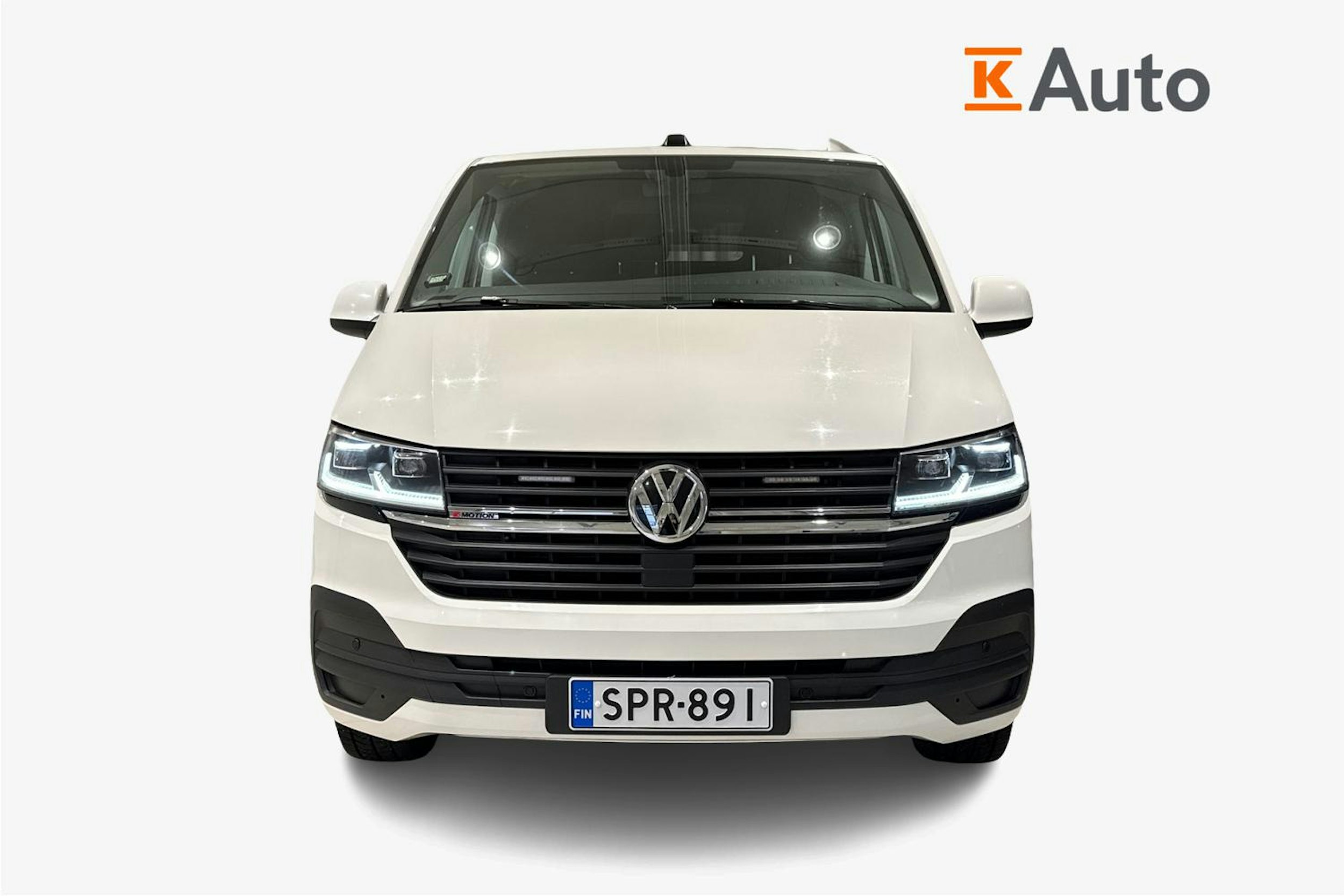 valkoinen Volkswagen Transporter 2024 kuva 5.