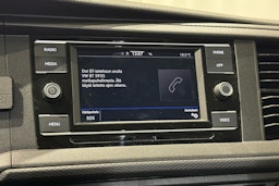 valkoinen Volkswagen Transporter 2024 kuva 23.