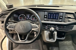 valkoinen Volkswagen Transporter 2024 kuva 14.
