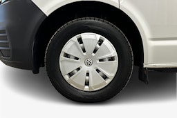 valkoinen Volkswagen Transporter 2024 kuva 12.
