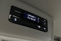 valkoinen Volkswagen Transporter 2024 kuva 21.