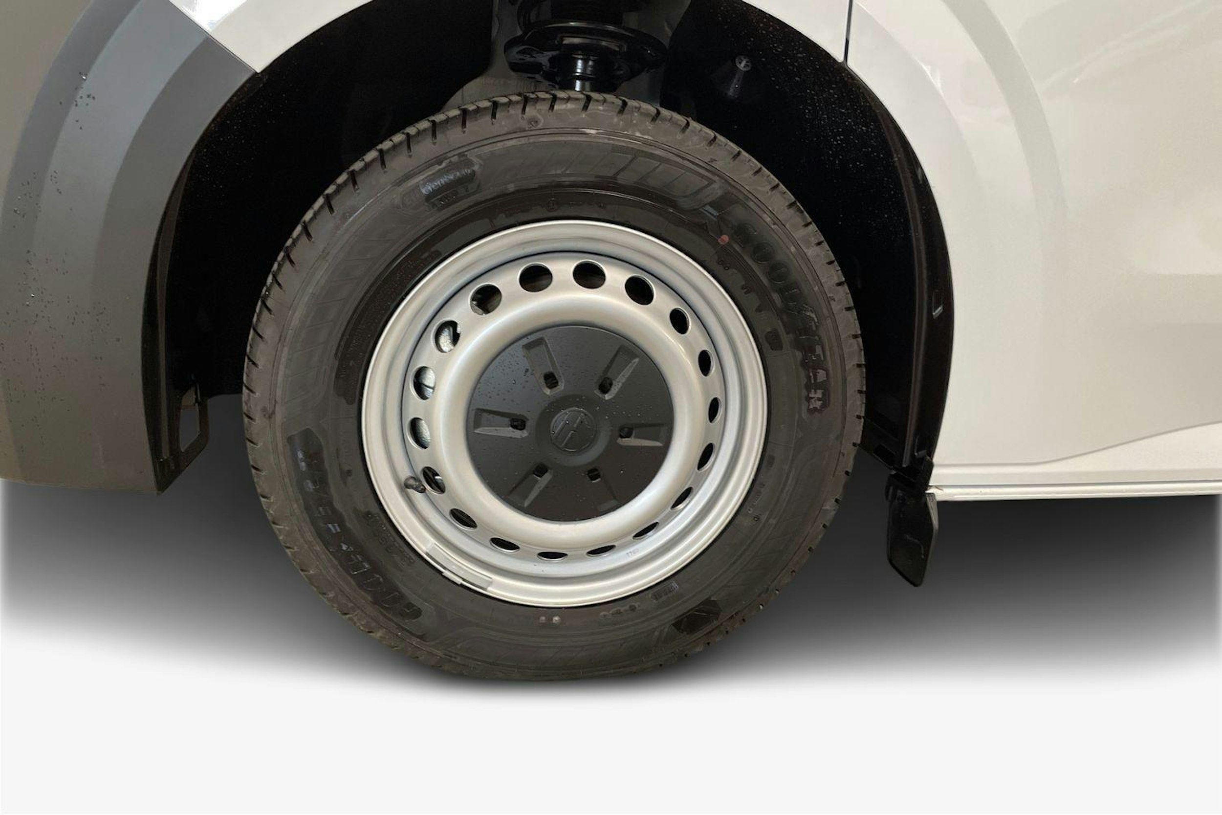 valkoinen Volkswagen Transporter 2025 kuva 9.