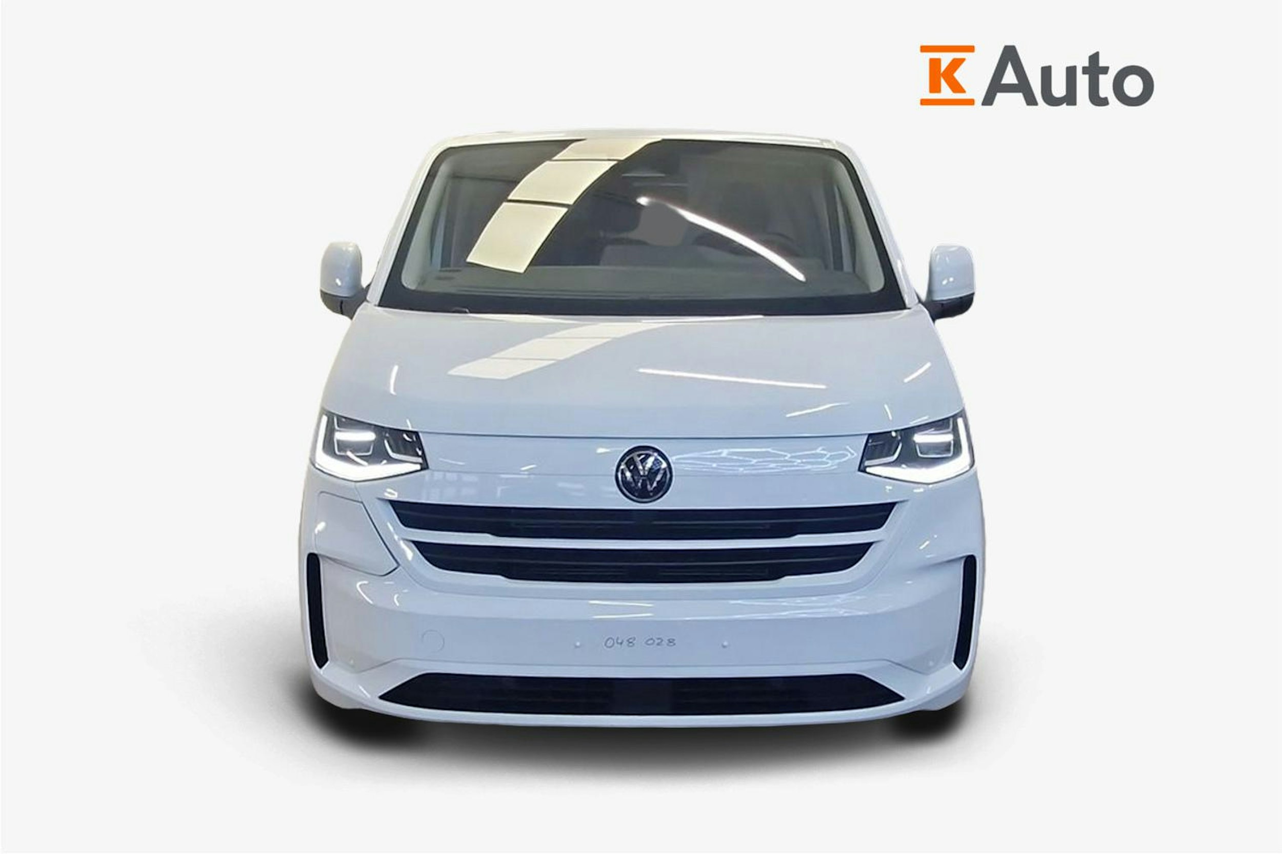 valkoinen Volkswagen Transporter 2025 kuva 5.