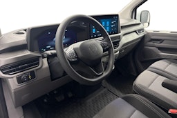 valkoinen Volkswagen Transporter 2025 kuva 8.