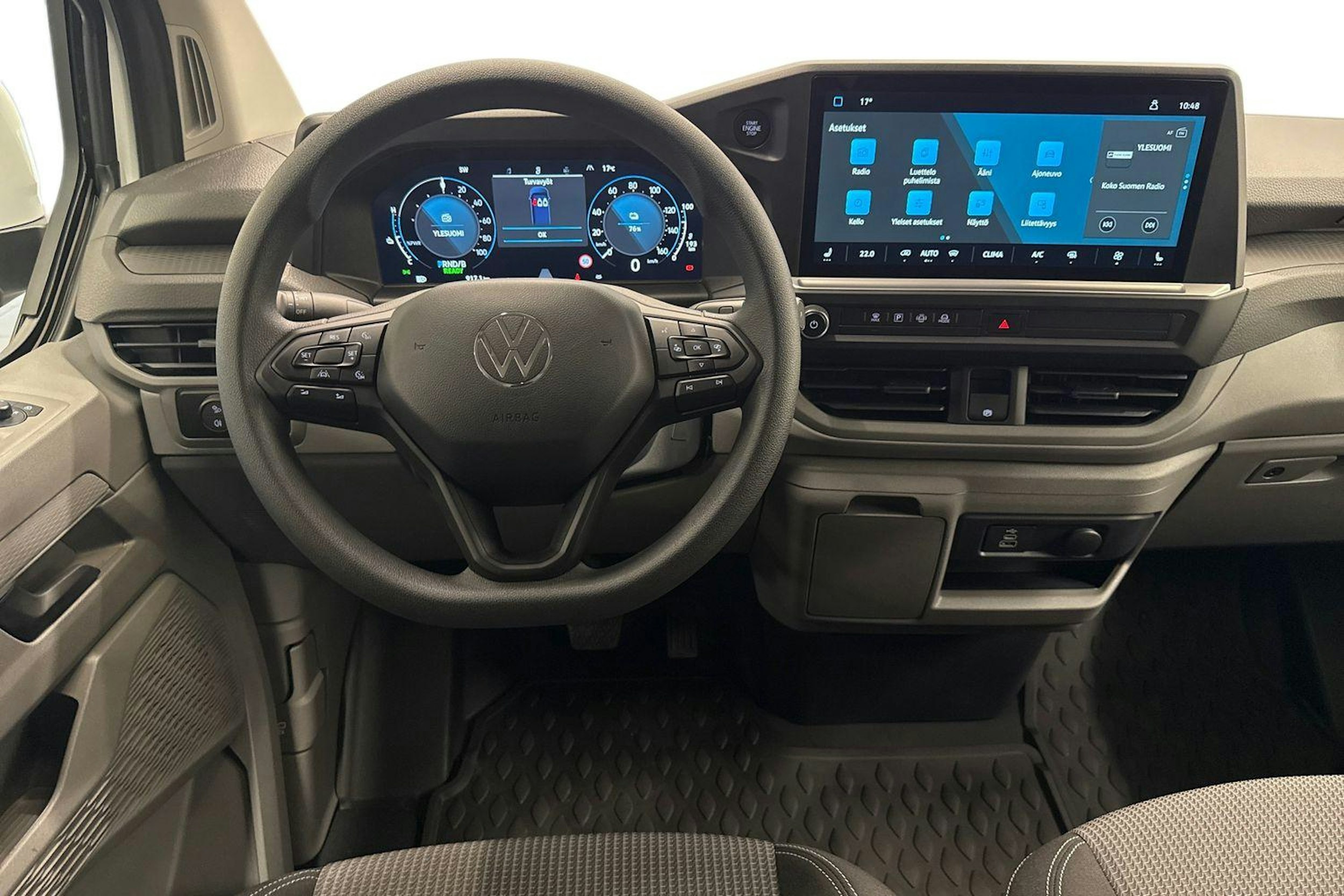 valkoinen Volkswagen Transporter 2025 kuva 9.