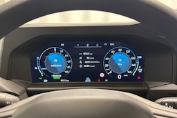 valkoinen Volkswagen Transporter 2025 kuva 17.