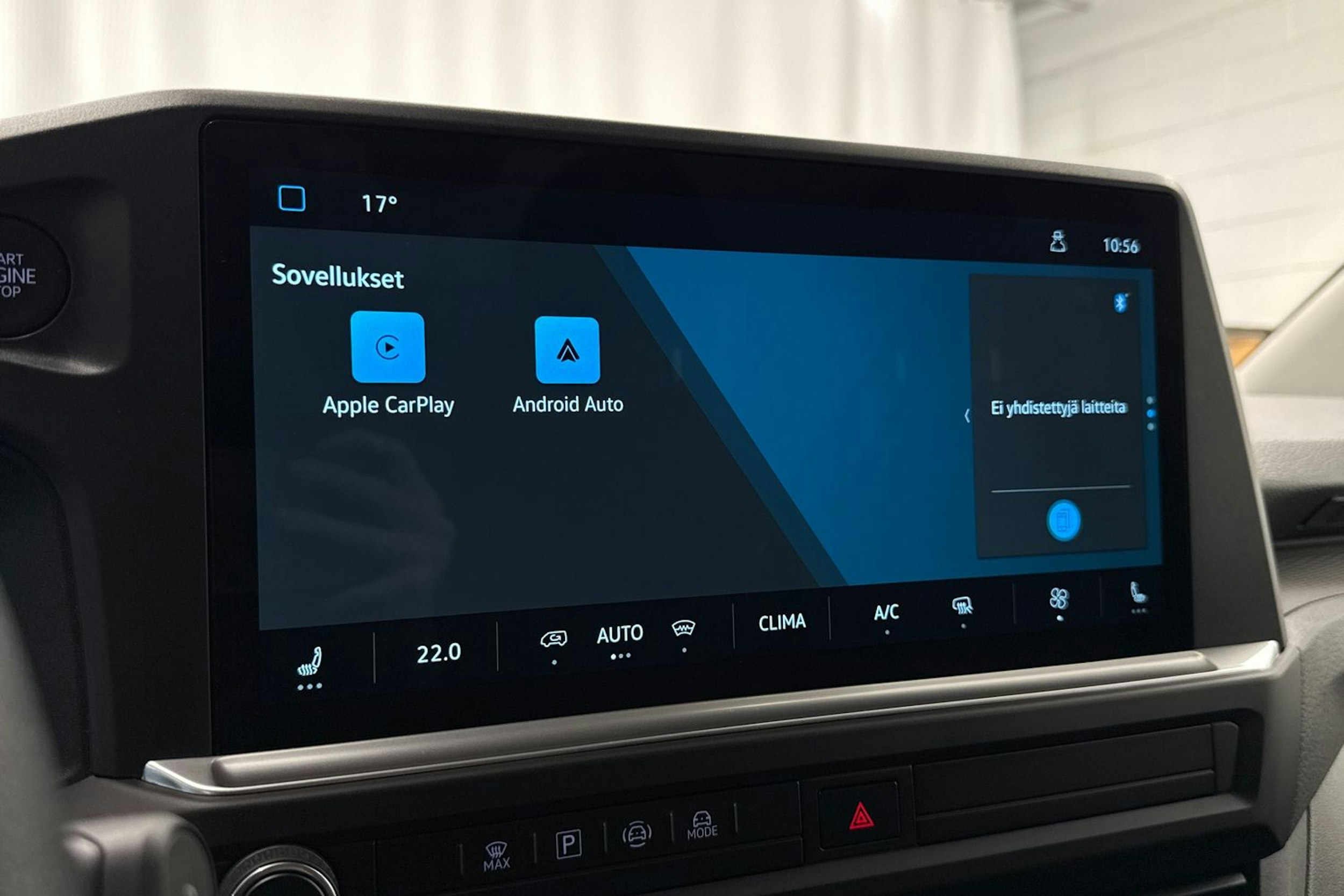 valkoinen Volkswagen Transporter 2025 kuva 21.