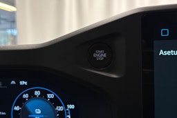 valkoinen Volkswagen Transporter 2025 kuva 22.