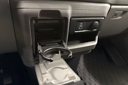 valkoinen Volkswagen Transporter 2025 kuva 25.