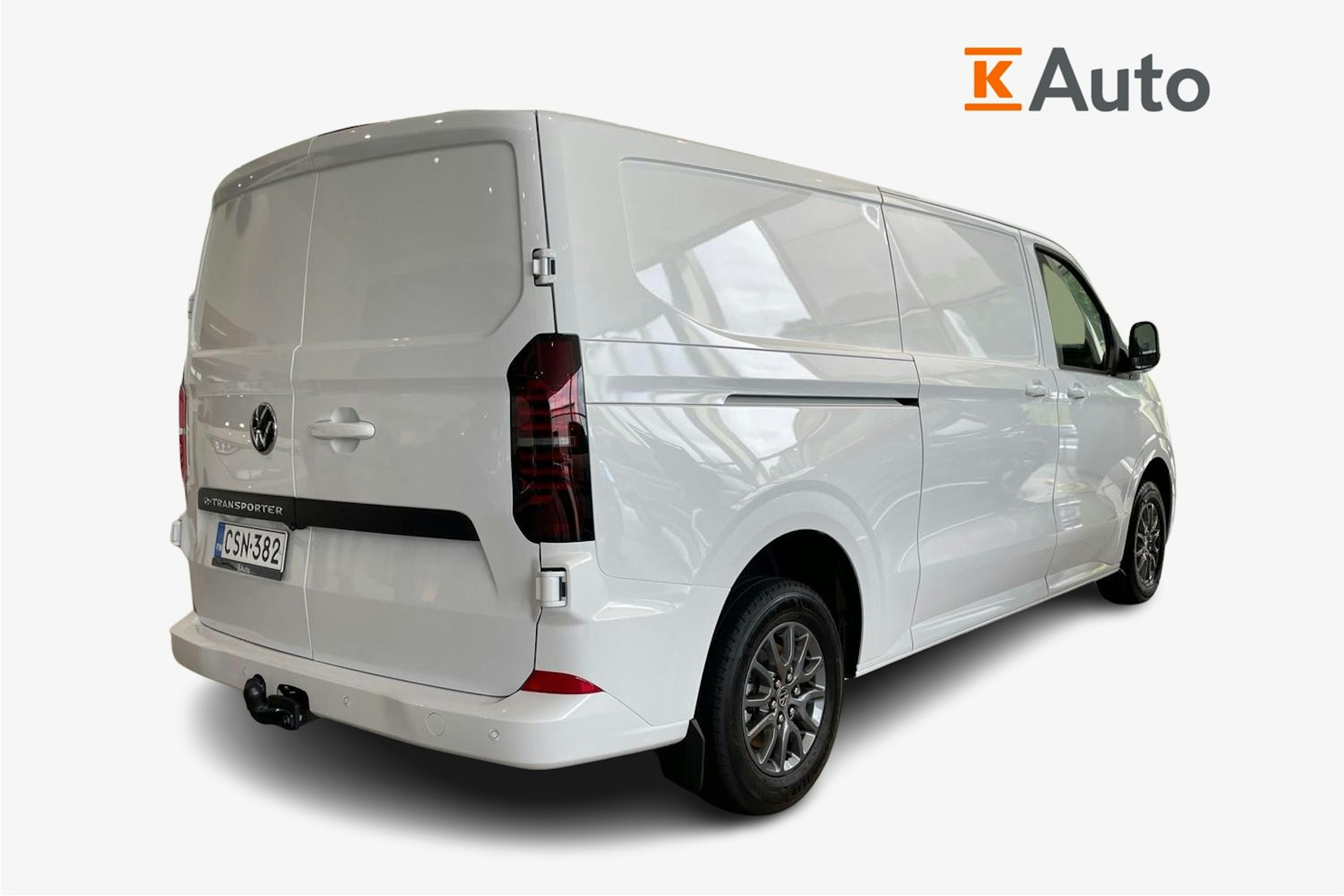 valkoinen Volkswagen Transporter 2025 kuva 2.