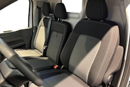 valkoinen Volkswagen Transporter 2025 kuva 10.