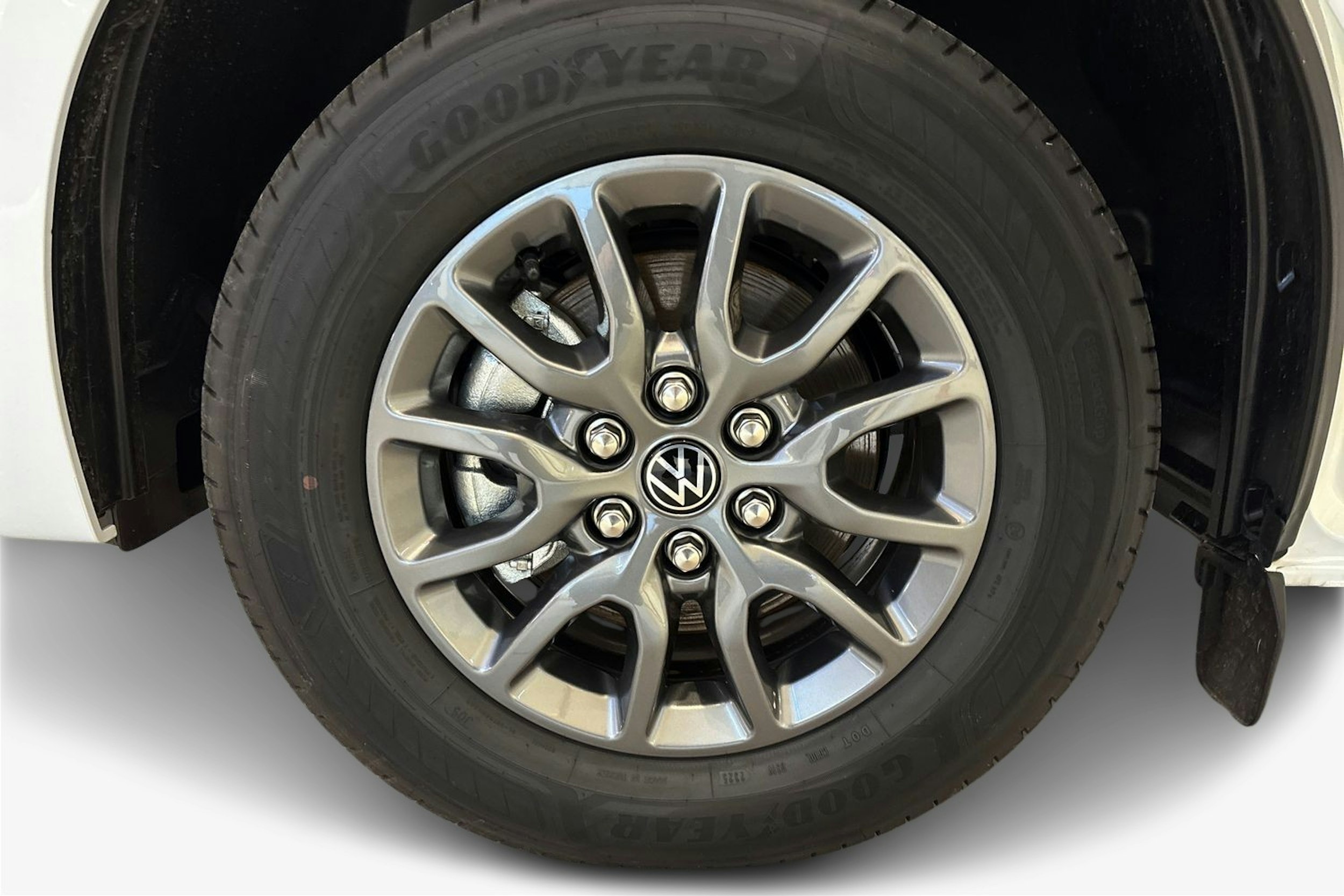 valkoinen Volkswagen Transporter 2025 kuva 11.