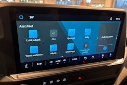 valkoinen Volkswagen Transporter 2025 kuva 15.