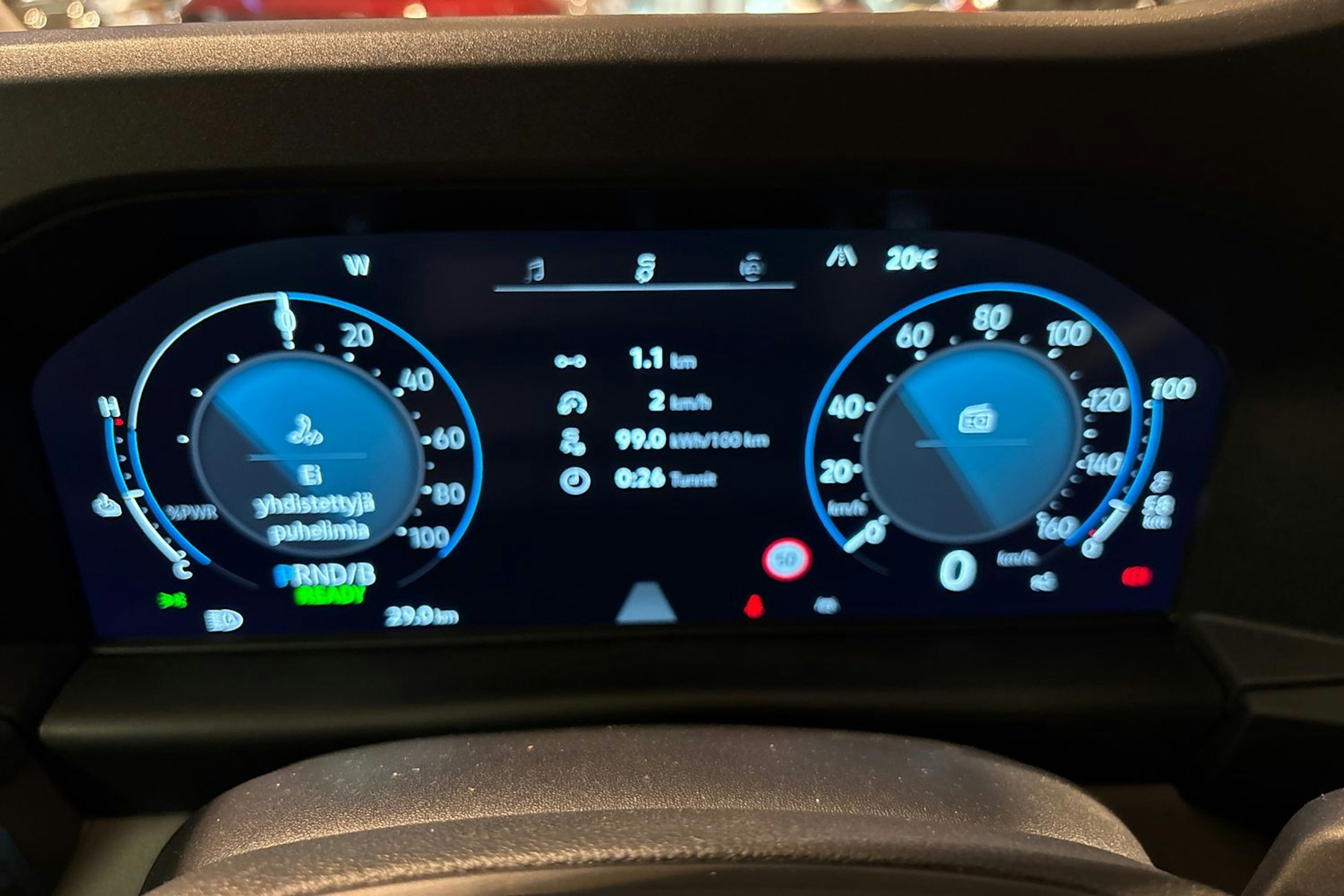 valkoinen Volkswagen Transporter 2025 kuva 17.