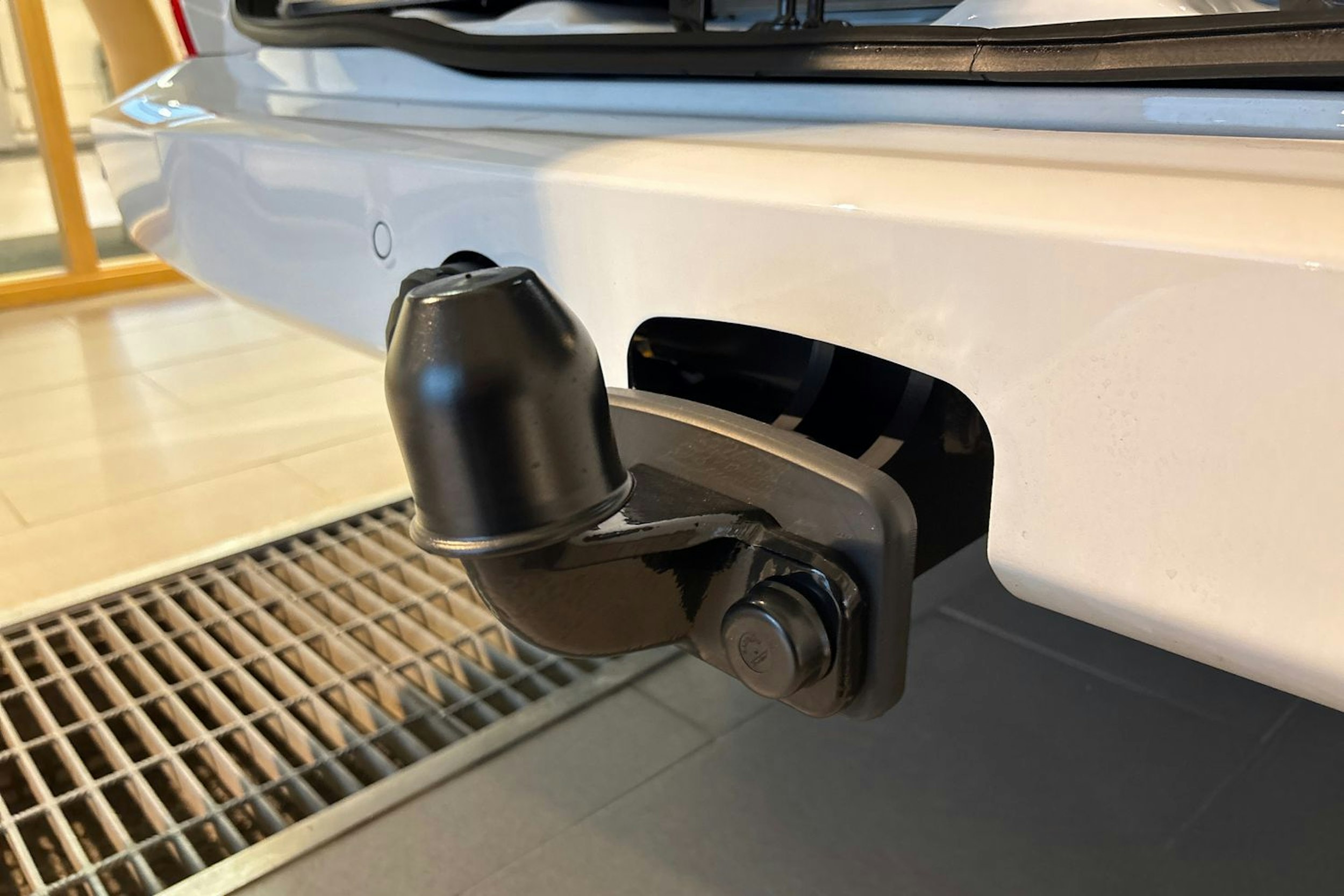 valkoinen Volkswagen Transporter 2025 kuva 19.