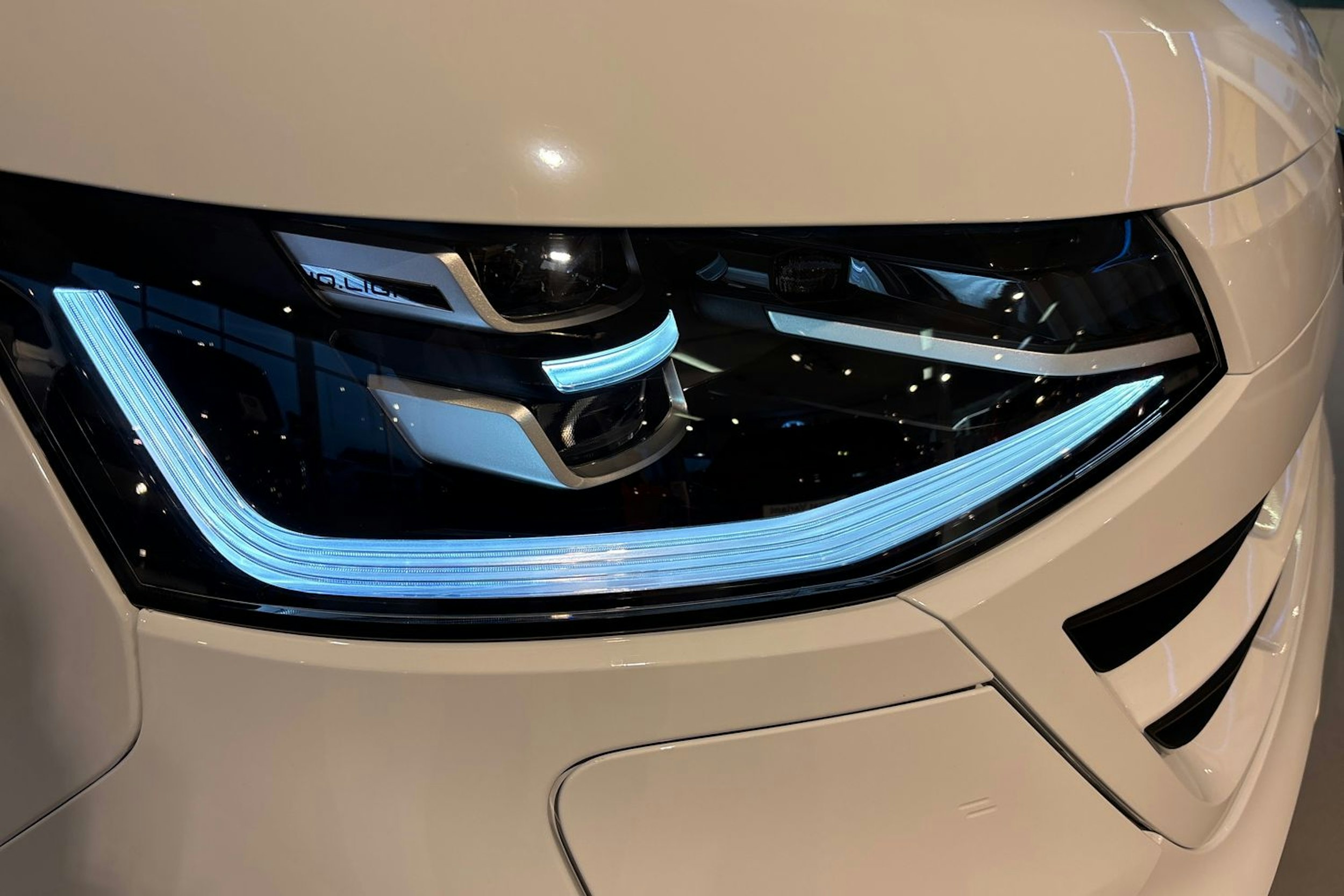 valkoinen Volkswagen Transporter 2025 kuva 22.