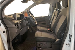 valkoinen Volkswagen Transporter 2025 kuva 9.