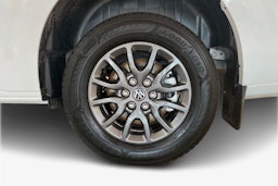 valkoinen Volkswagen Transporter 2025 kuva 11.