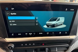 valkoinen Volkswagen Transporter 2025 kuva 21.