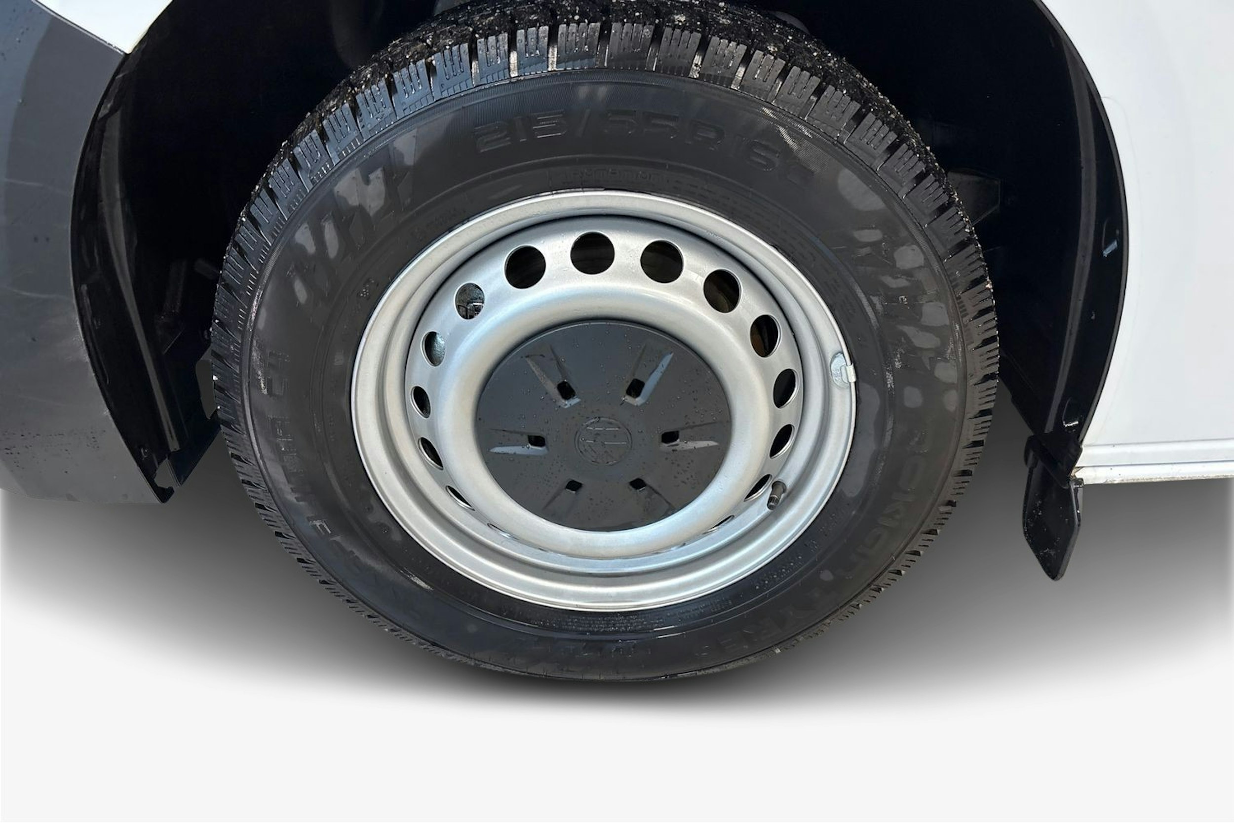 Valkoinen Volkswagen Transporter 2025 kuva 12.