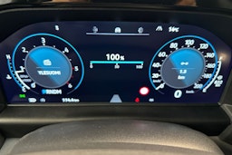 Musta Volkswagen Transporter 2025 kuva 22.