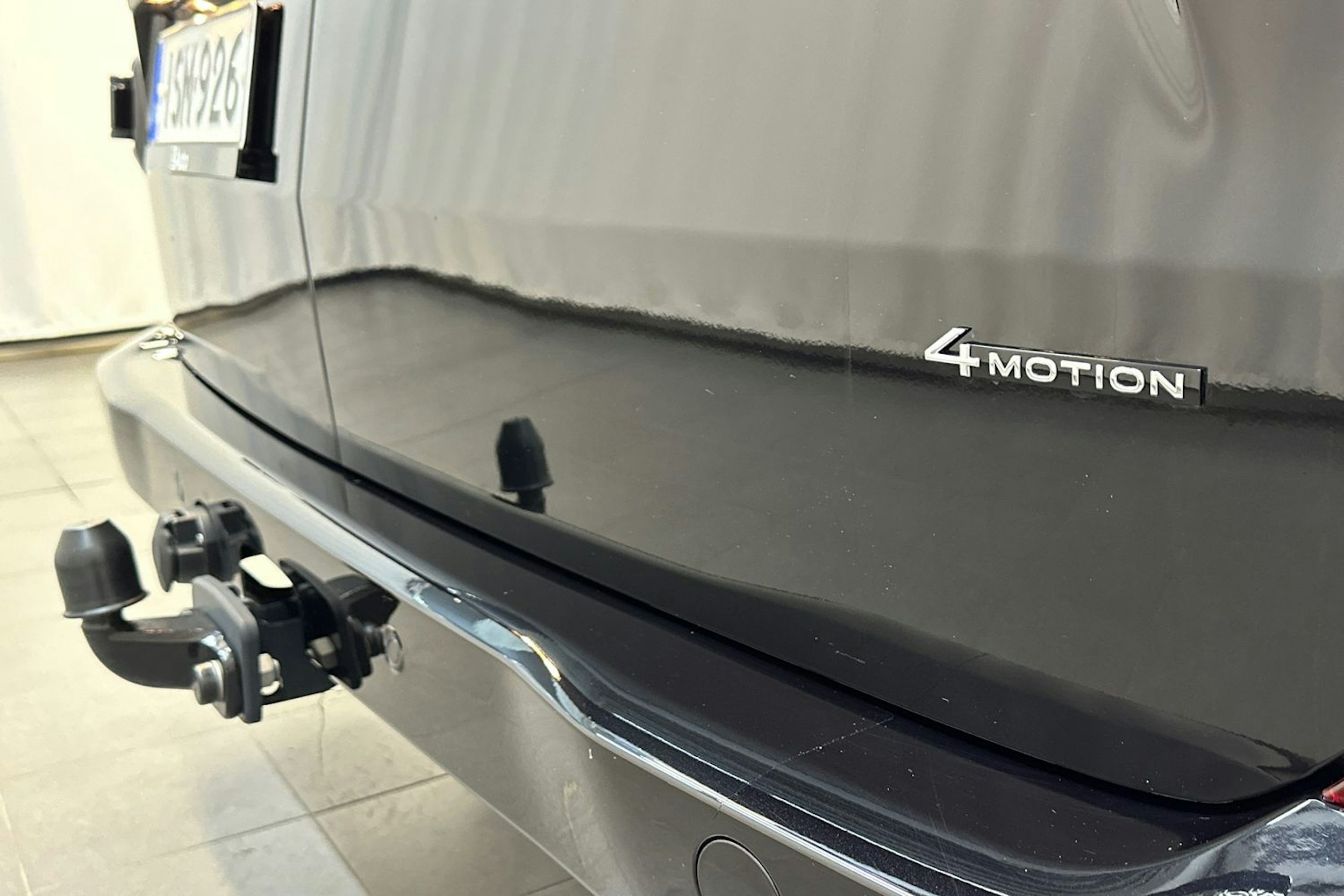 Musta Volkswagen Transporter 2025 kuva 32.