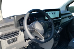 valkoinen Volkswagen Transporter 2025 kuva 8.