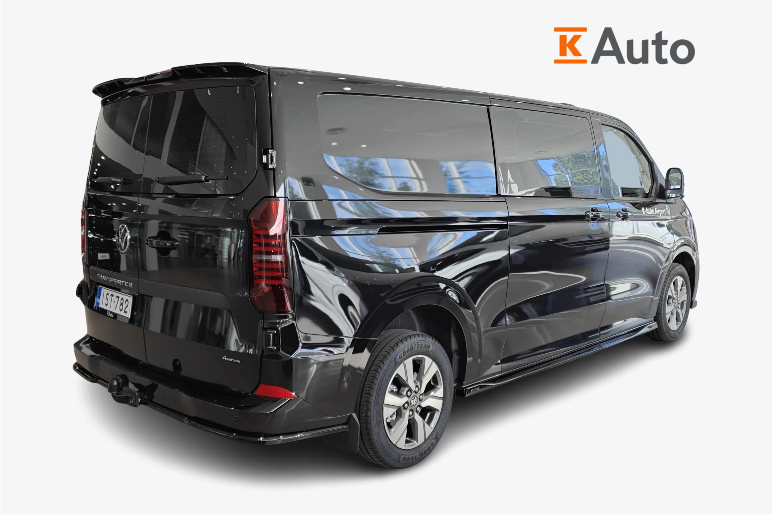 Musta Volkswagen Transporter 2025 kuva 3.