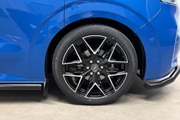 Sininen Volkswagen Transporter 2025 kuva 11.