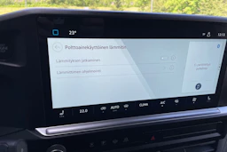 harmaa Volkswagen Transporter 2025 kuva 24.