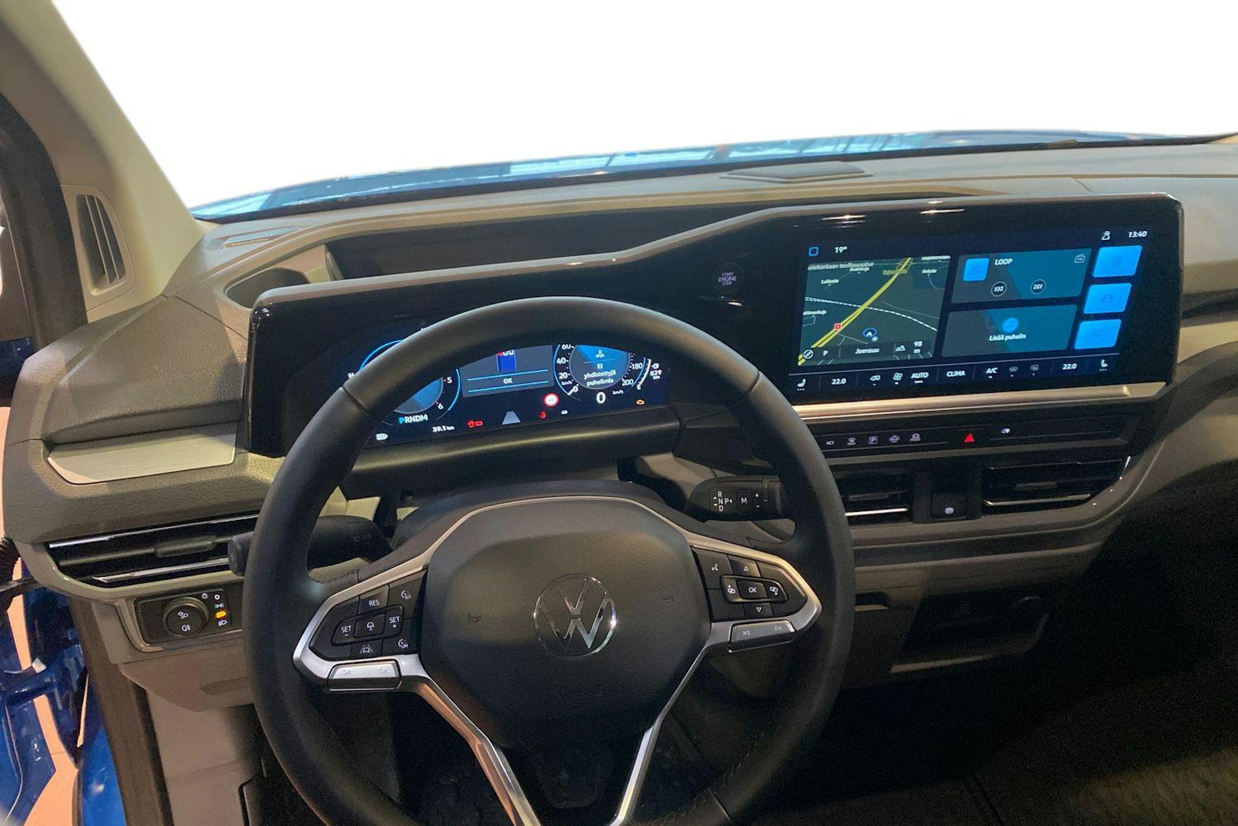 Sininen Volkswagen TRANSPORTER 2025 kuva 9.