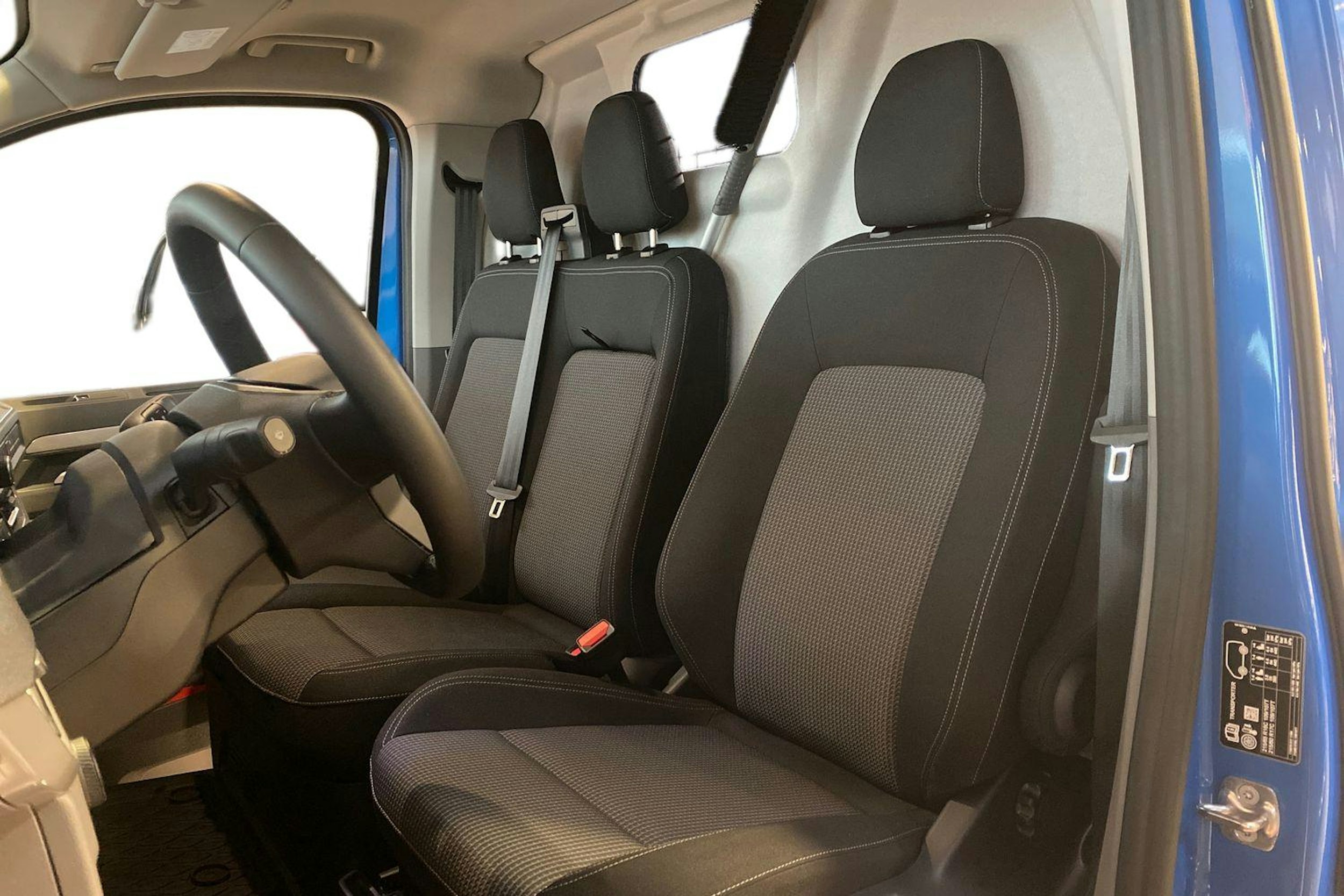 Sininen Volkswagen TRANSPORTER 2025 kuva 11.