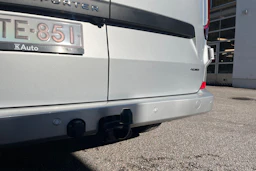 harmaa Volkswagen Transporter 2025 kuva 23.