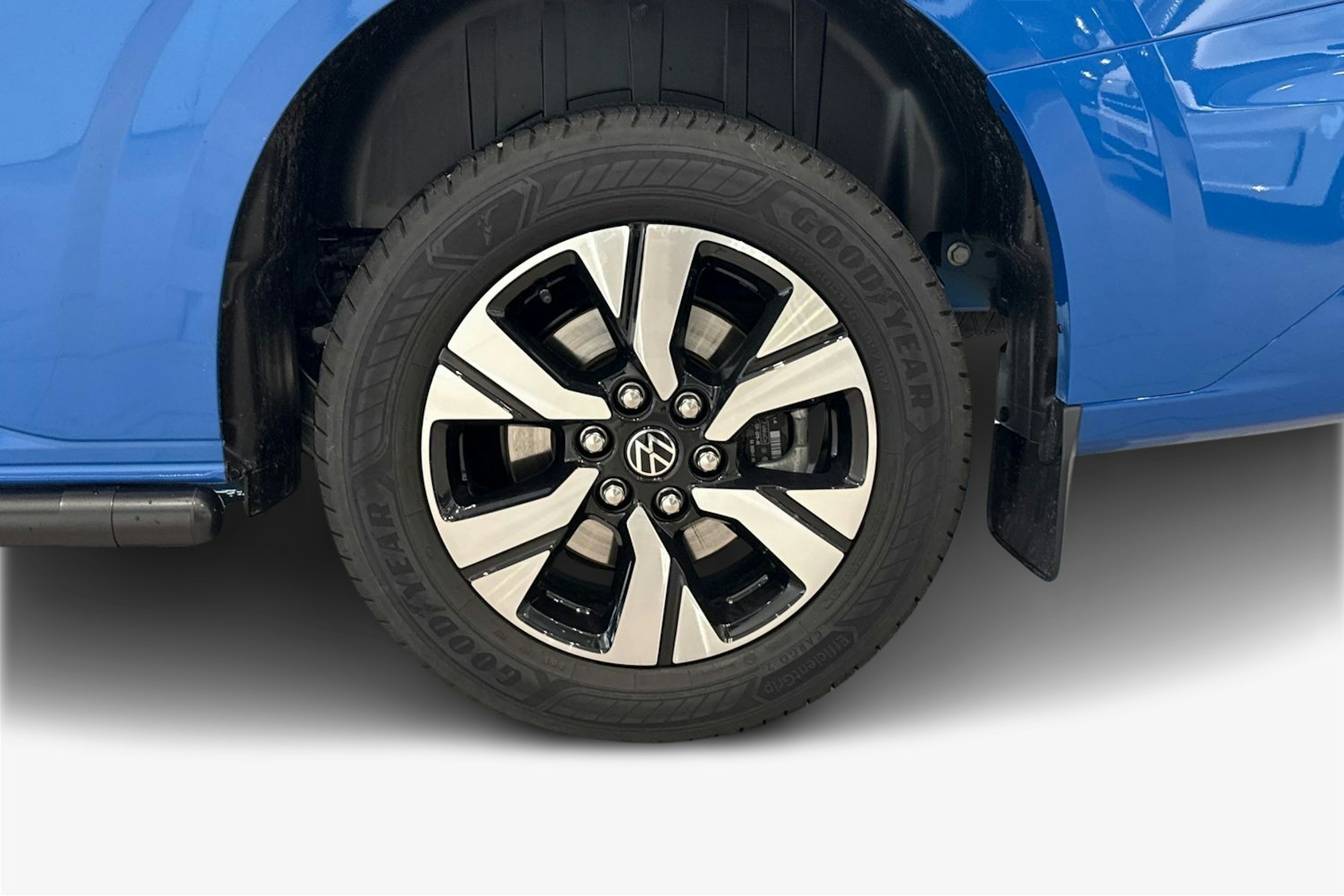 sininen Volkswagen Transporter 2025 kuva 11.