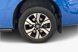 sininen Volkswagen Transporter 2025 kuva 11.