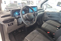 valkoinen Volkswagen Transporter 2025 kuva 6.