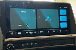 harmaa Volkswagen Transporter 2025 kuva 14.