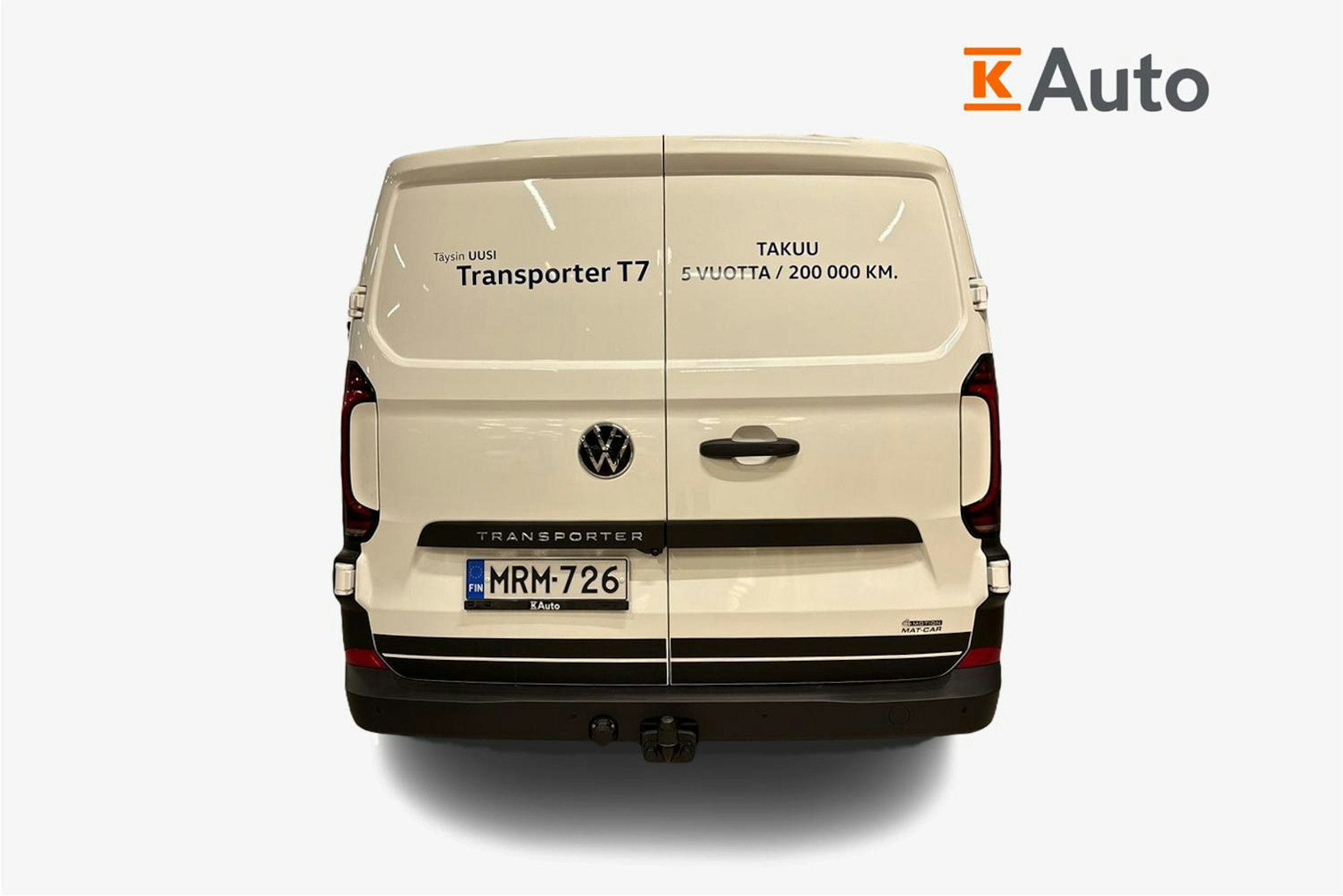 Valkoinen Volkswagen Transporter 2025 kuva 4.